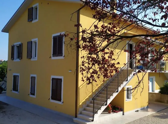 Cortile Nel Conero Apartamento