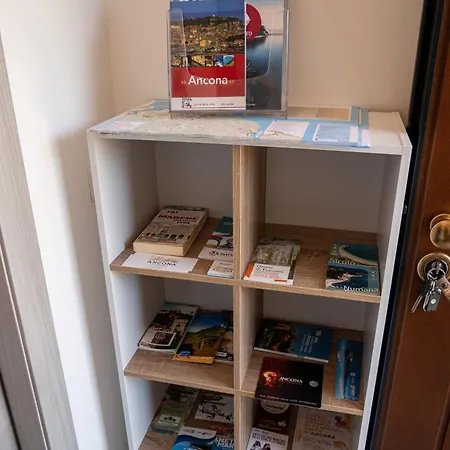 Cortile Nel Conero *